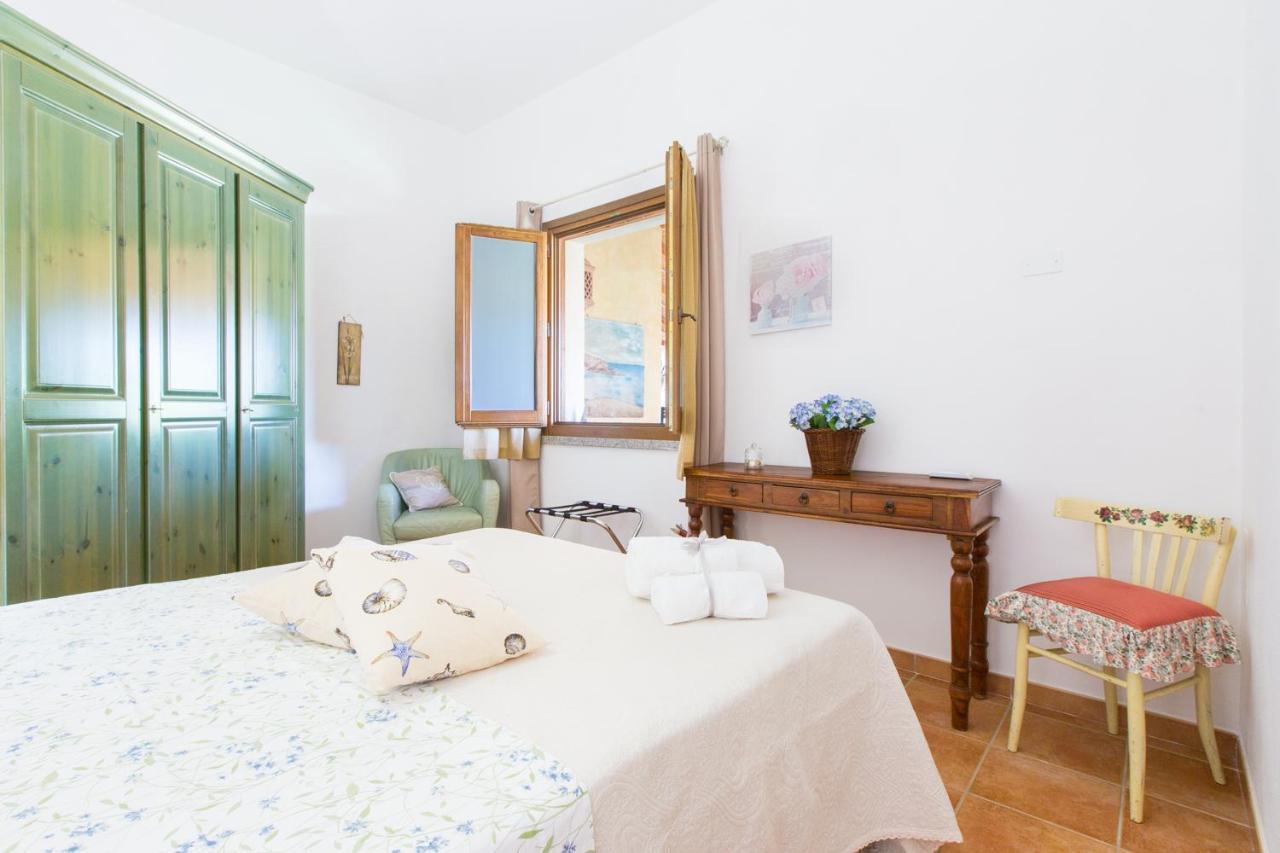 B&B La Vela Chia Zewnętrze zdjęcie