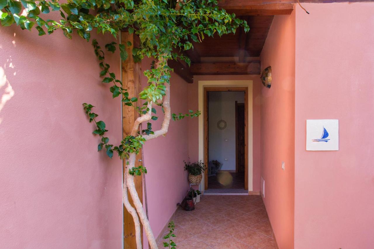B&B La Vela Chia Zewnętrze zdjęcie