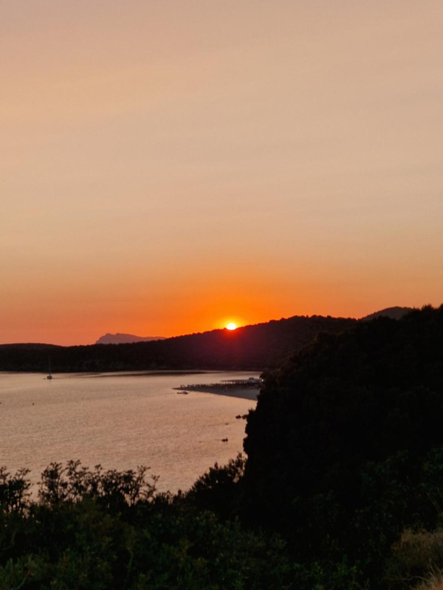 B&B La Vela Chia Zewnętrze zdjęcie